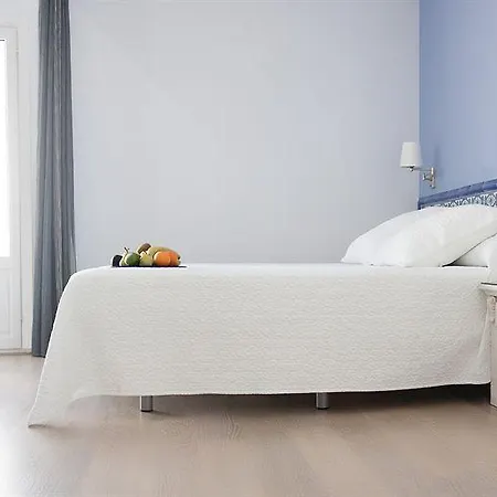 Hotel Plaza Cavana 5 Nerja
