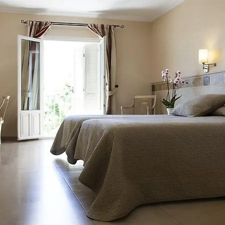 Hotel Plaza Cavana 5 *