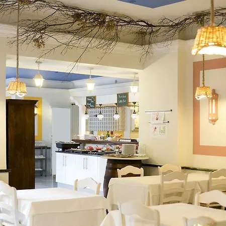 Hotel Plaza Cavana 5 *