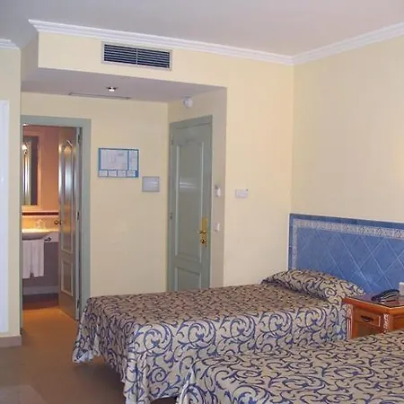 Hotel Plaza Cavana 5