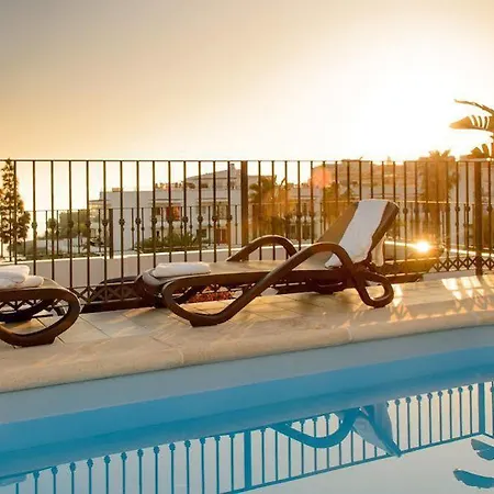 Plaza Cavana 5 * Nerja