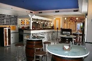 Отель Plaza Cavana 5 *